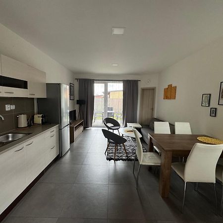 Apartmany Miromar Podivin 外观 照片