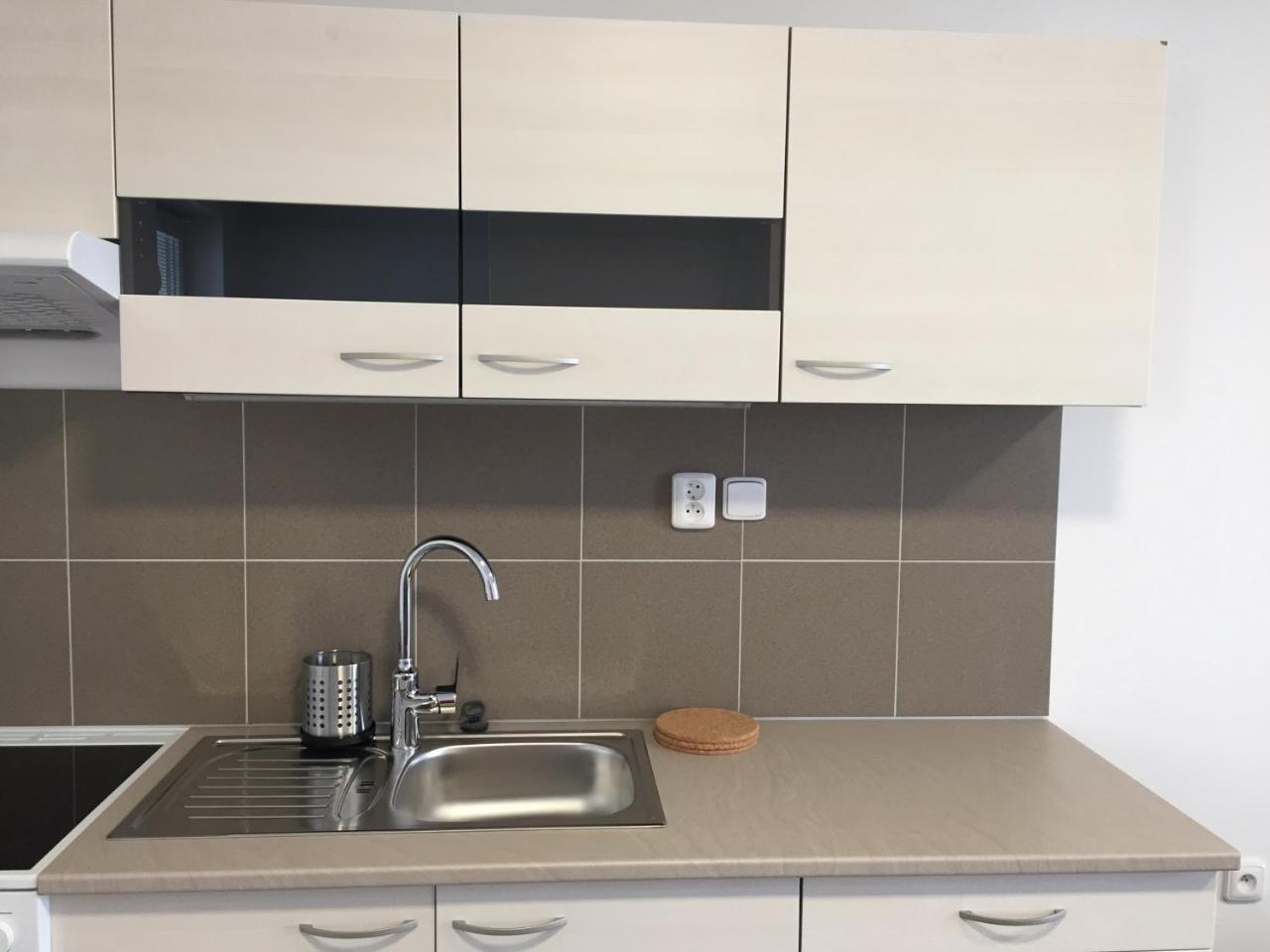 Apartmany Miromar Podivin 外观 照片
