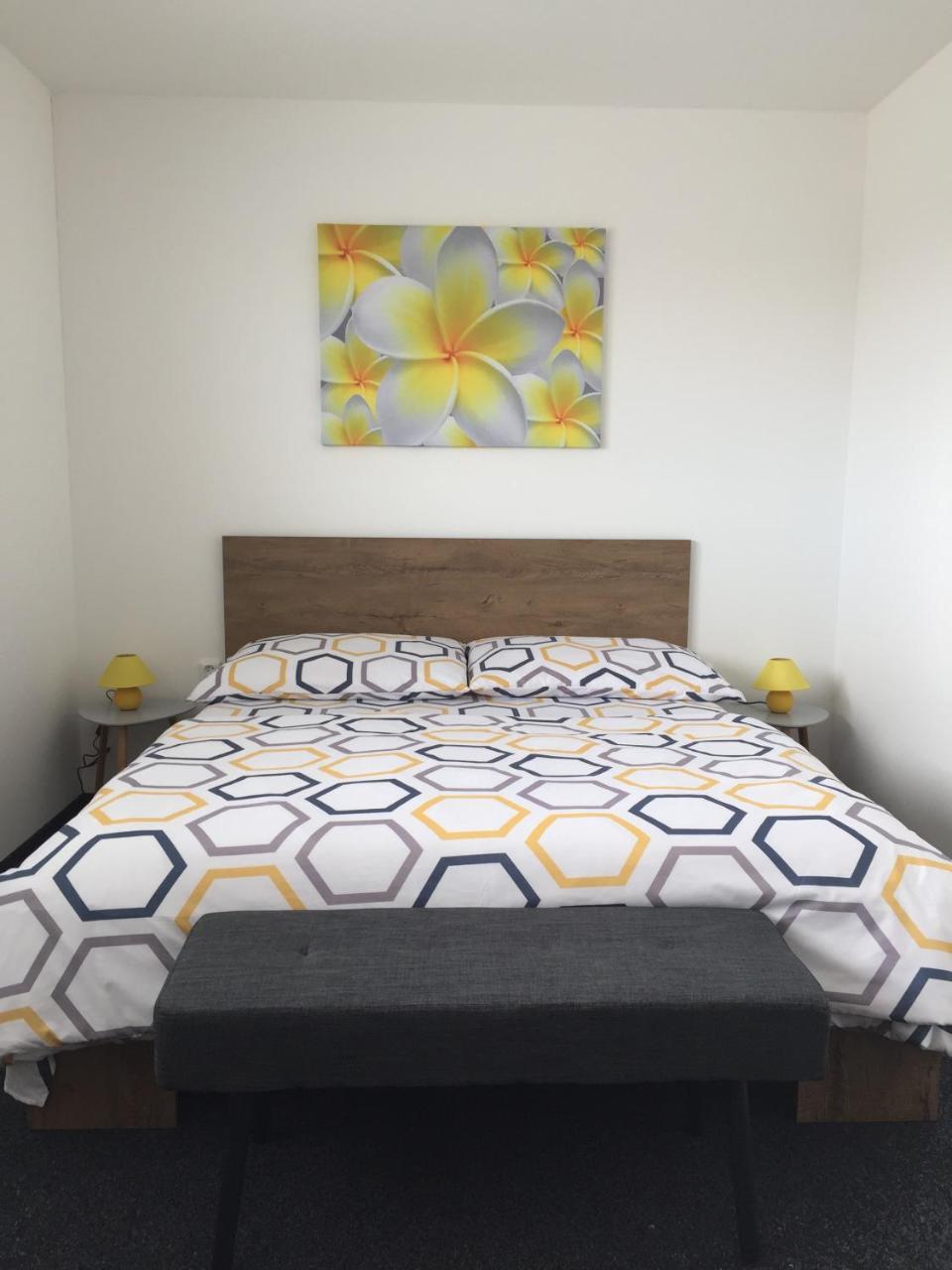 Apartmany Miromar Podivin 外观 照片
